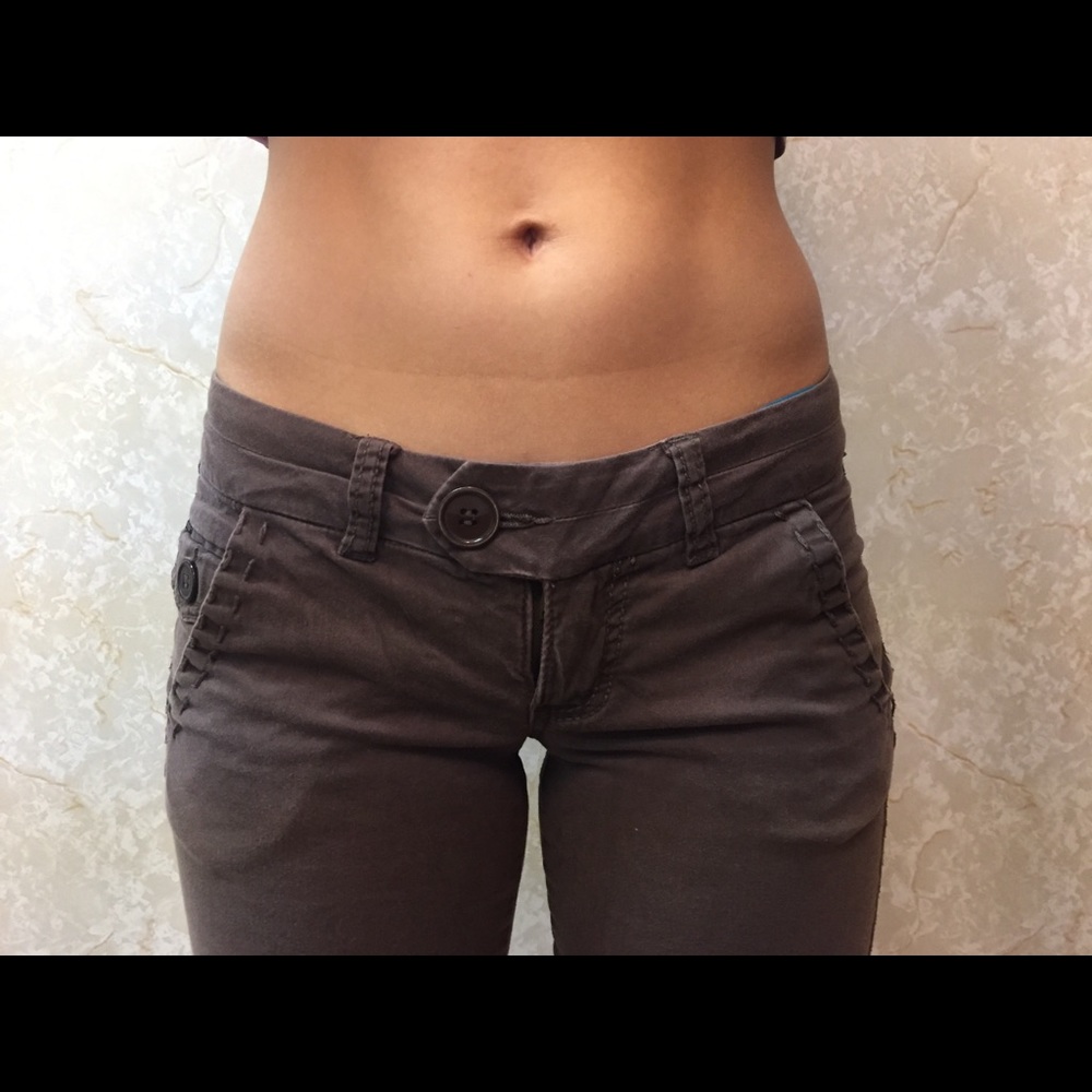 Shorts - Picture 3 of 4